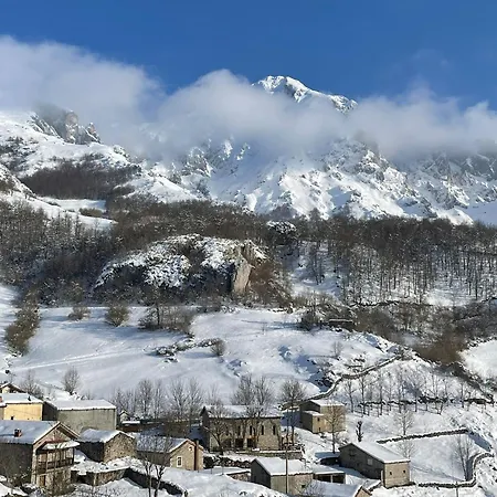 Albergue Pena Castil Sotres